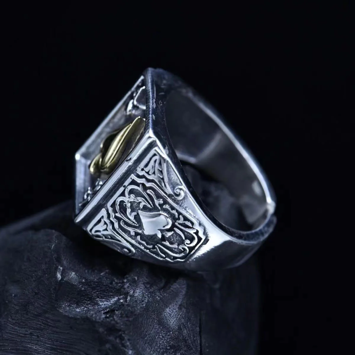 10g 16mm Ace Men's Sterling Silver Ring – Bold and Stylish Jewelry - Image 3