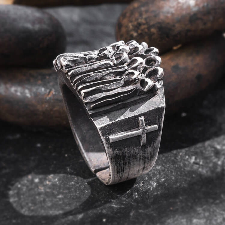 24mm Wide Band Majestic Crusader Vintage Mens Silver Ring - Image 4