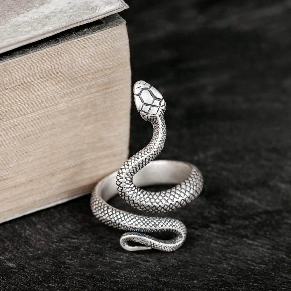 Snake-shaped Adjustable Open Ring - Image 3