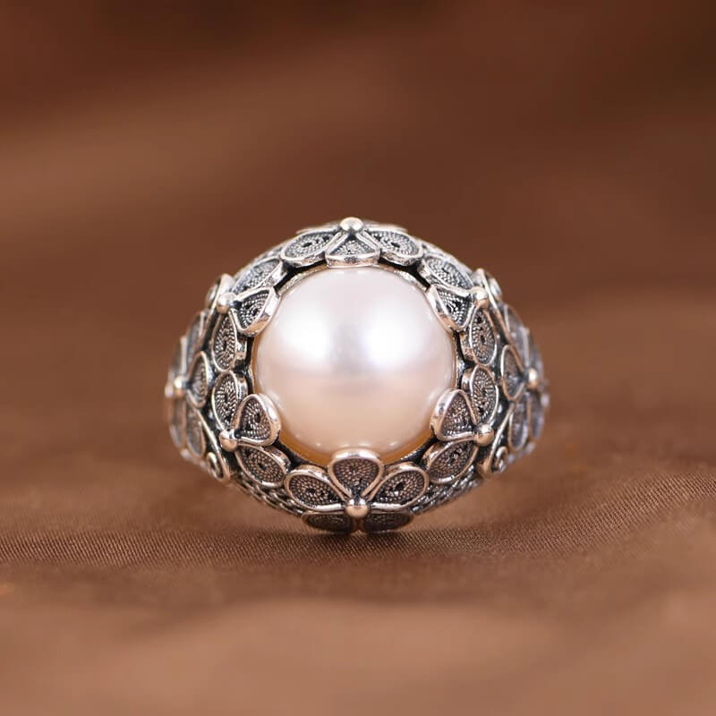 Woven Design Featuring Butterfly Flowers Inlaid Pearl Ring - Image 4