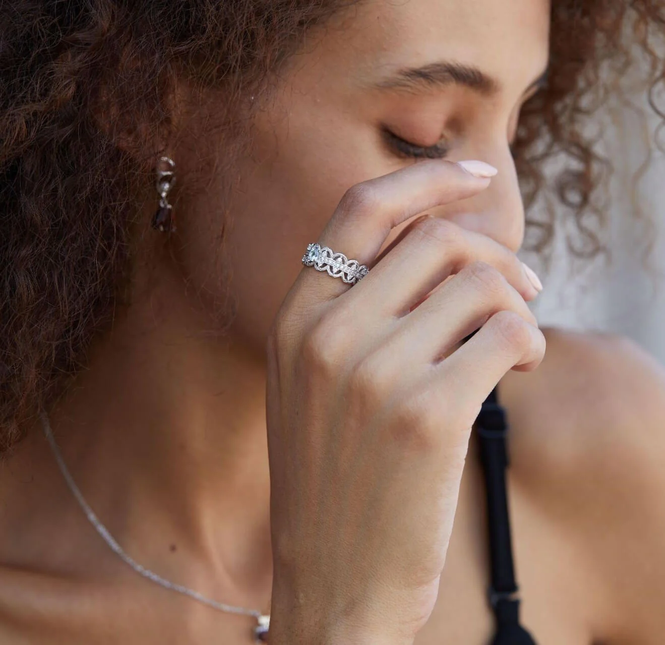 Blue Topaz Hollow Lace Ring - Image 5