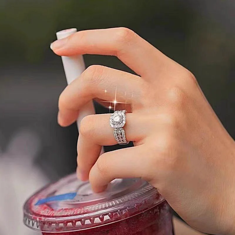 Princess Cut 1ct Moissanite Sterling Silver Ring - Image 4