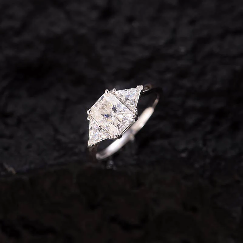 Radiant Cut 6x8mm 2.0ct Moissanite Triangle Ring - Image 3