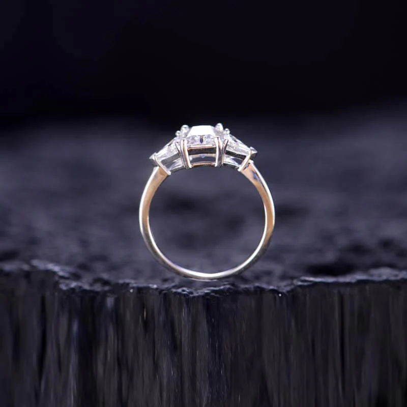Radiant Cut 6x8mm 2.0ct Moissanite Triangle Ring - Image 4