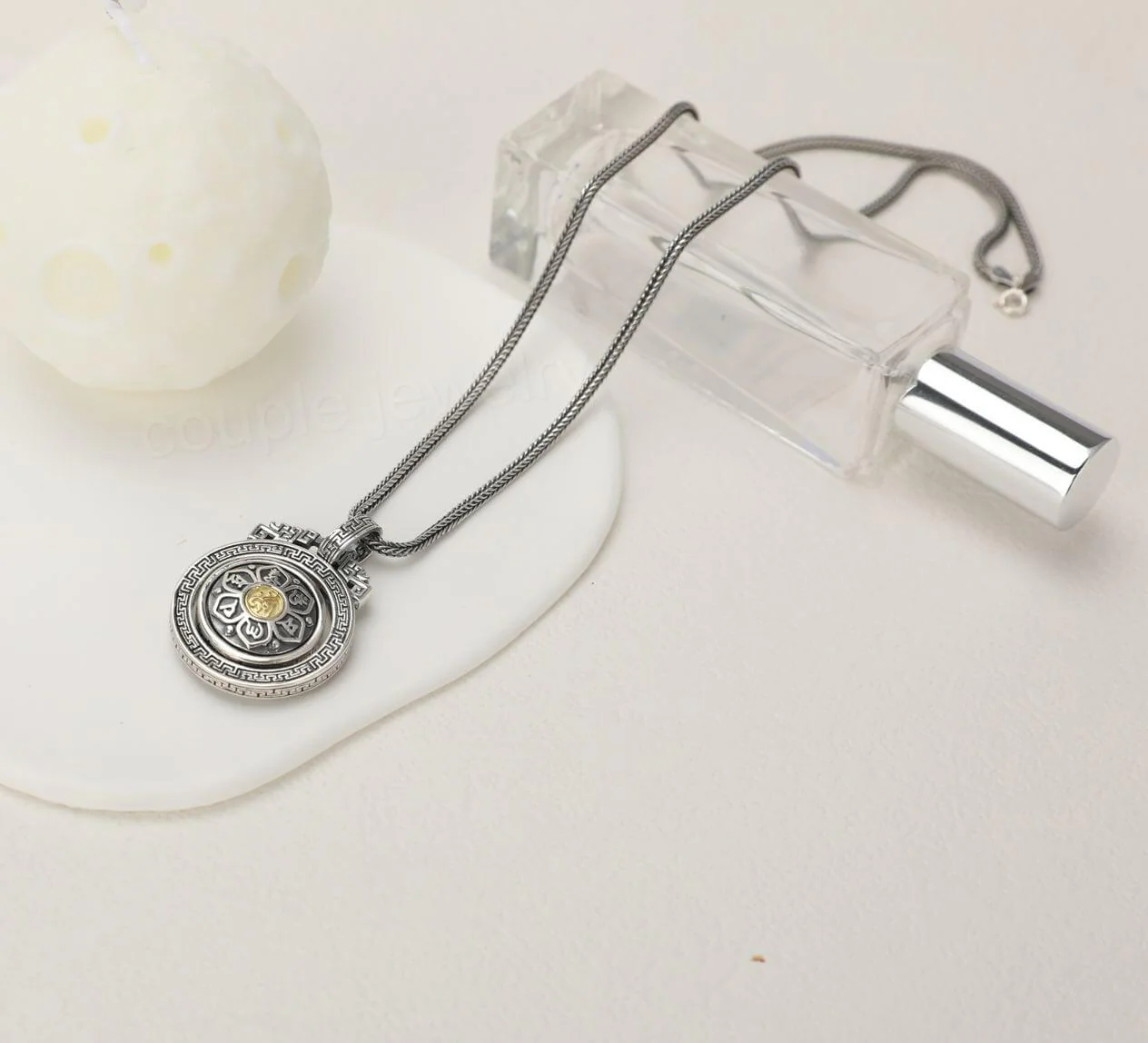 Six Words Mantra Rotatable Circle Pendant Necklace - Image 4